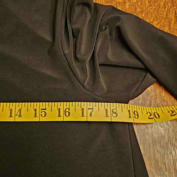 MarlaWynne Black Long Sleeve Top - Picture 6 of 8